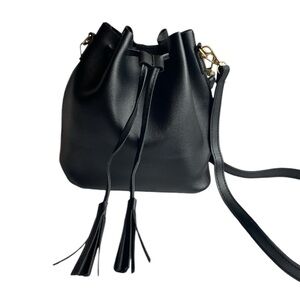 Crossbody Bag Women Tassel Bucket Bag Black Drawstring Satchel Bag Faux Leather